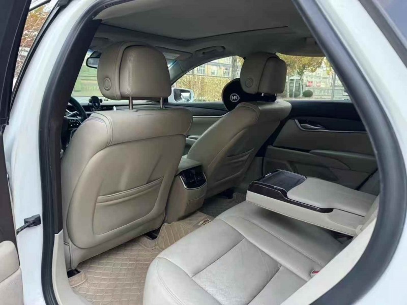 聊城13年凯迪拉克XTS6