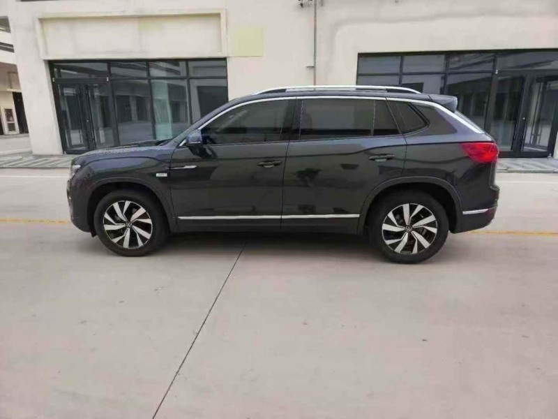 青岛22年大众探岳7