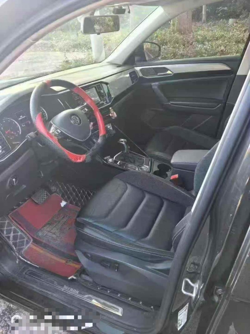 青岛20年大众探岳4