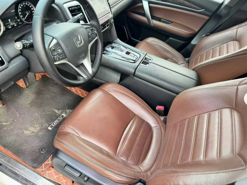 广州17年本田URV6