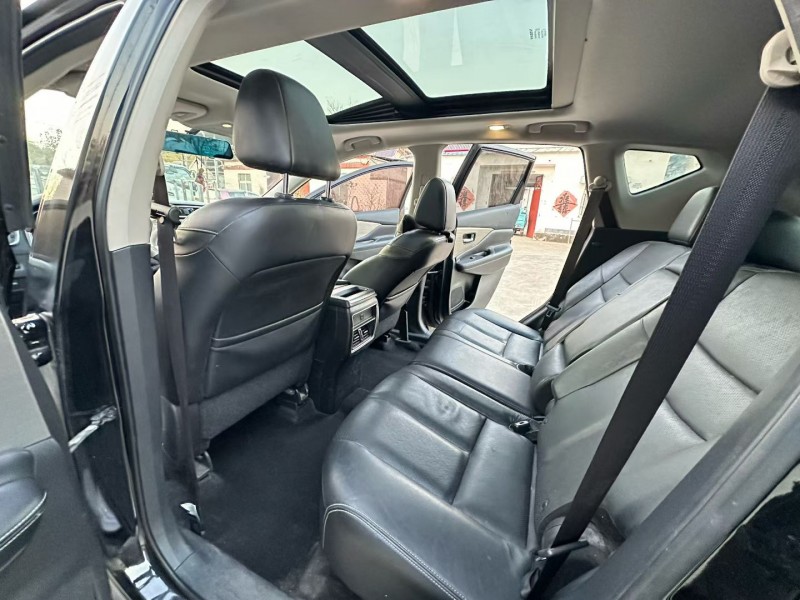 徐州18年日产楼兰6