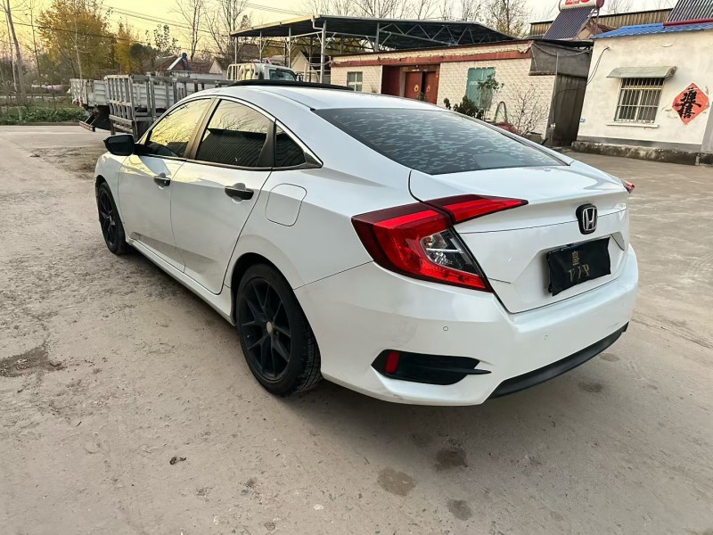 徐州17年本田思域9