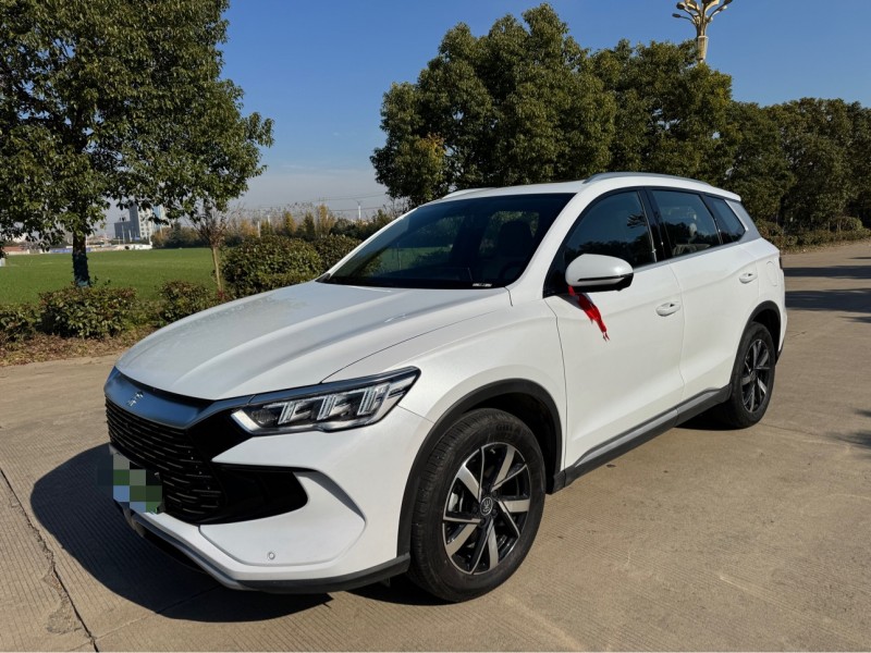 盐城25年比亚迪宋2