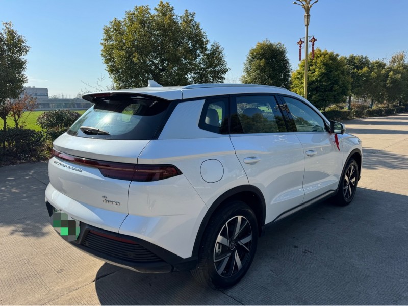 盐城25年比亚迪宋4