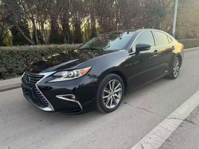 东营16年雷克萨斯ES3