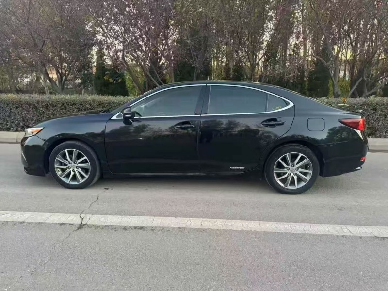 东营16年雷克萨斯ES4