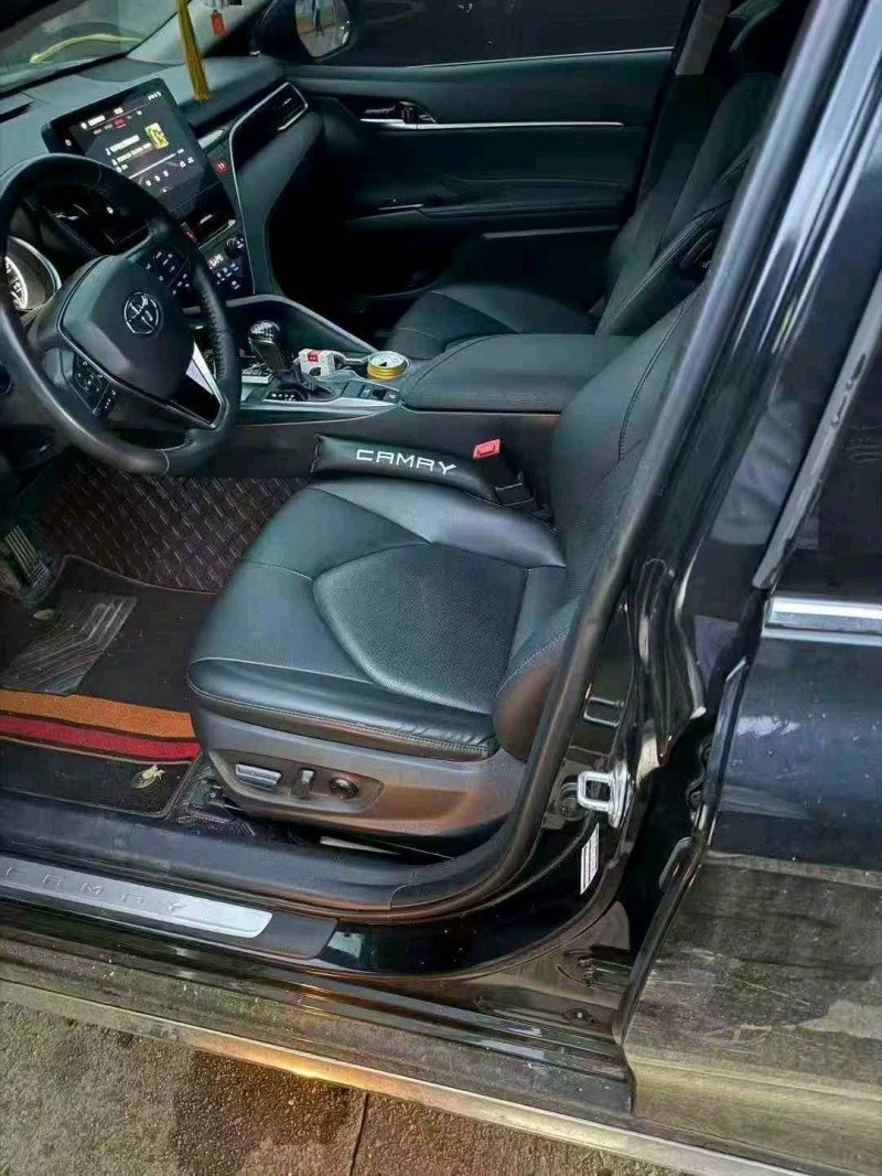 台州23年丰田凯美瑞4