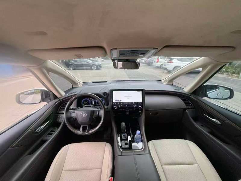 佛山24年丰田埃尔法6