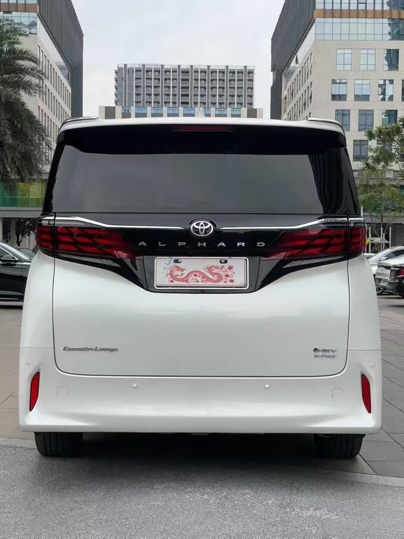 佛山24年丰田埃尔法9