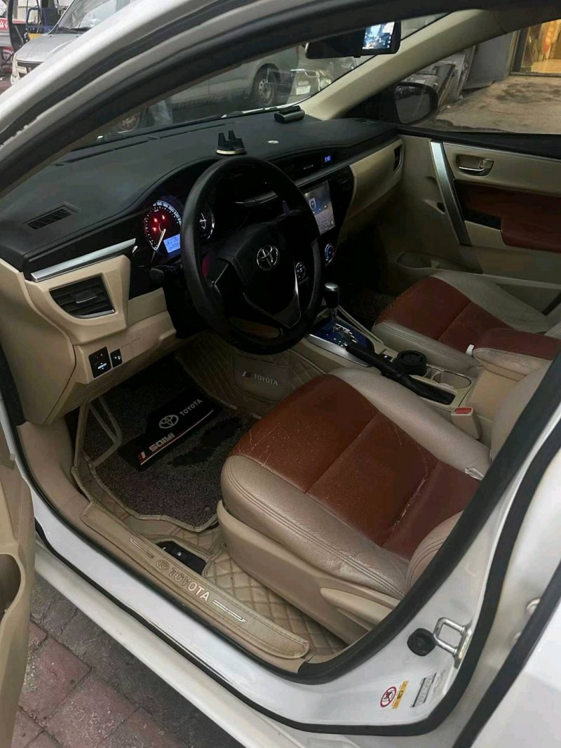 广州14年丰田卡罗拉5