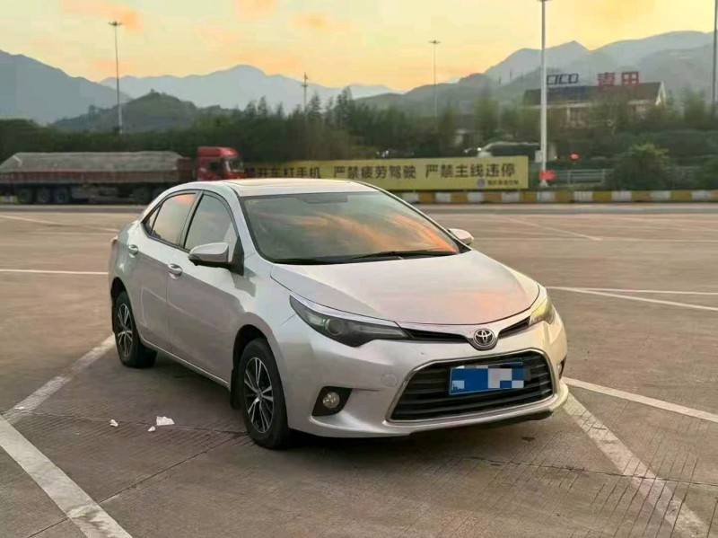 台州16年丰田雷凌3