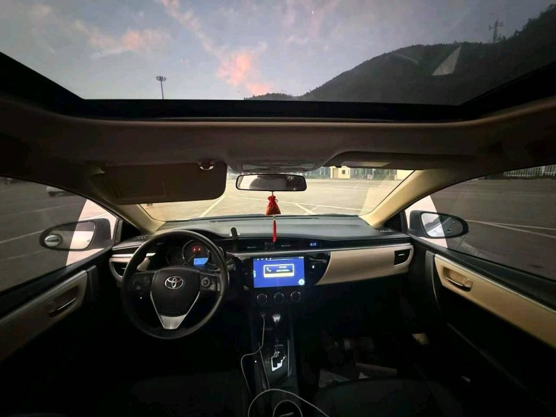 台州16年丰田雷凌5