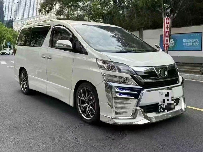 深圳15年丰田威尔法2