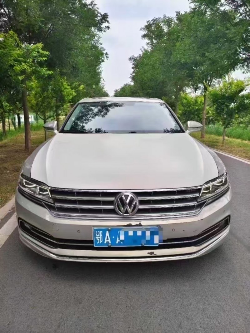 沧州17年大众辉昂1