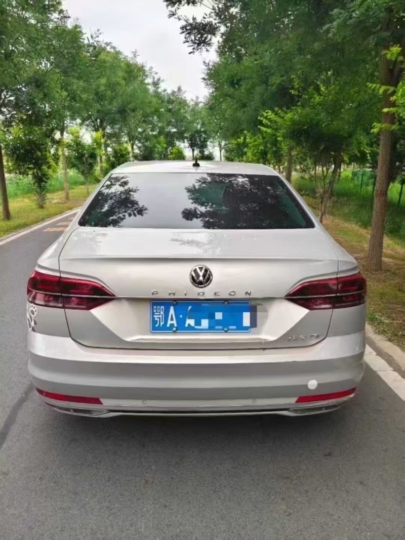 沧州17年大众辉昂9