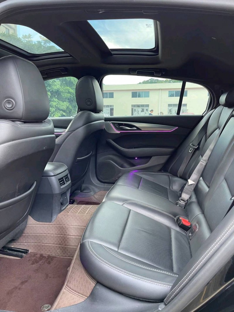 中山21年凯迪拉克CT54