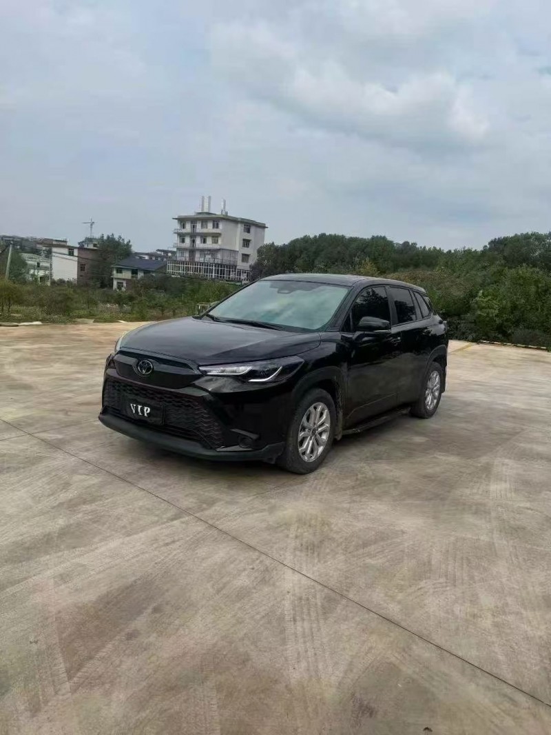 济宁23年丰田锋兰达3