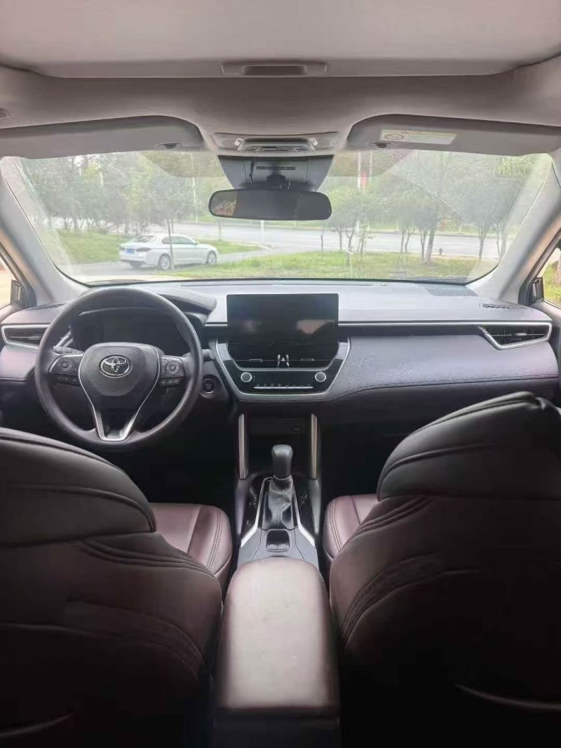 济宁23年丰田锋兰达5