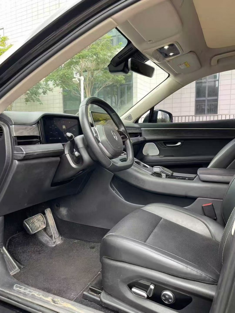 佛山22年华为智选问界4