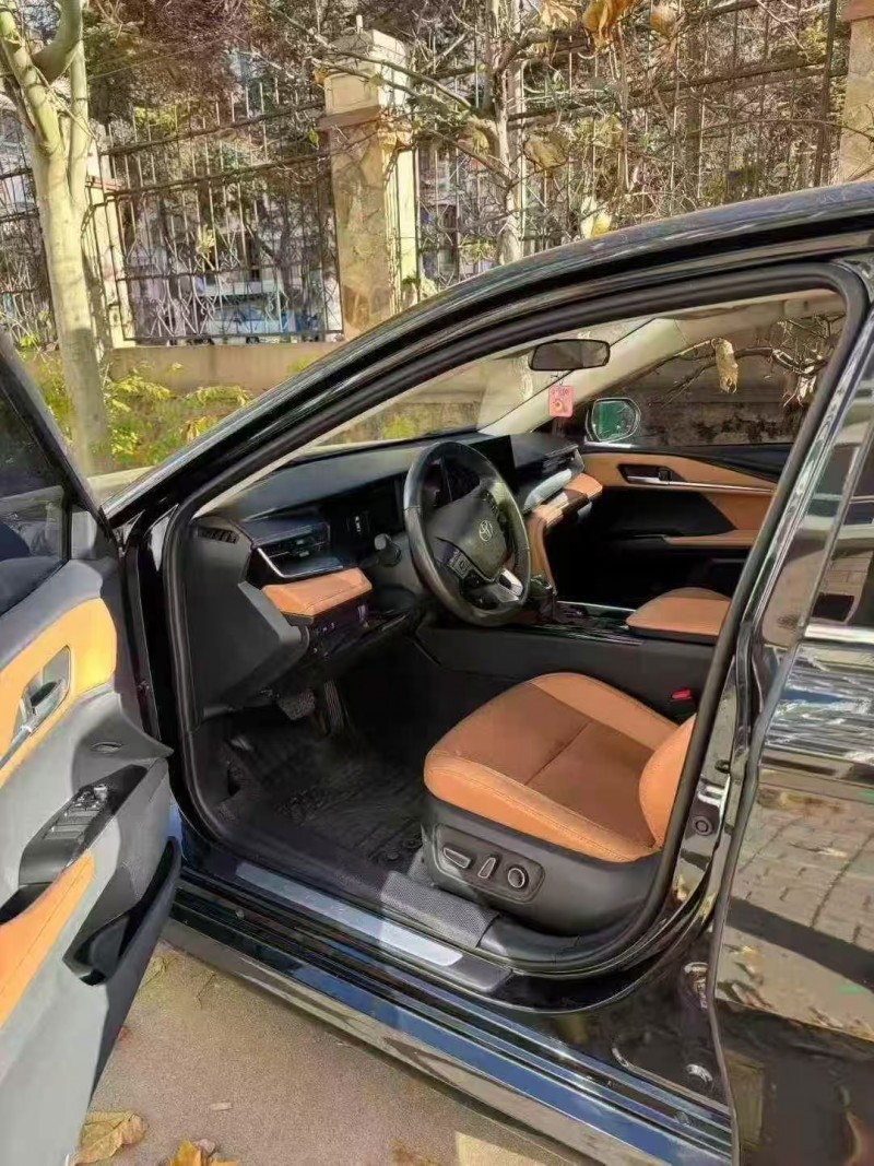 廊坊24年丰田凯美瑞3