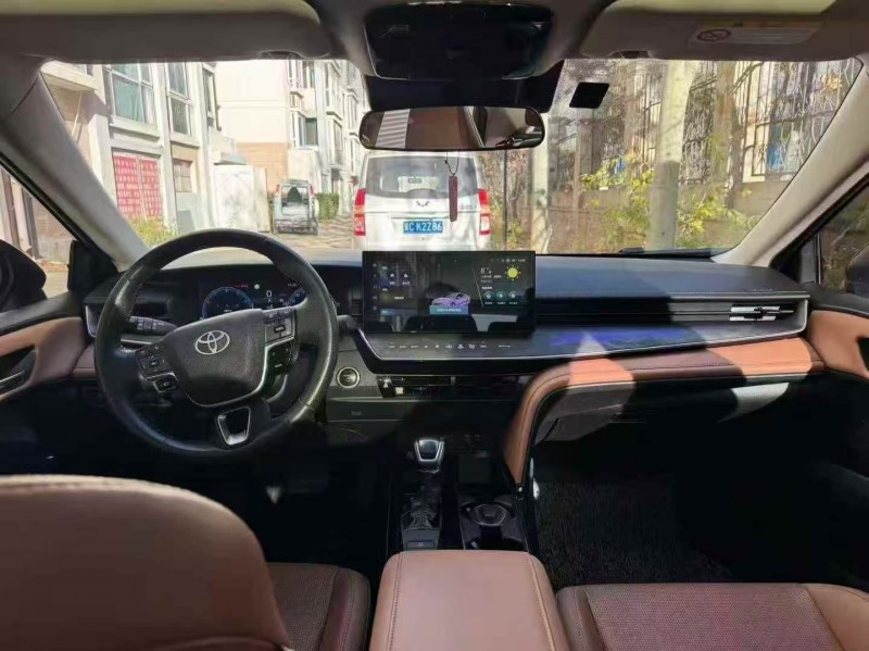 廊坊24年丰田凯美瑞5