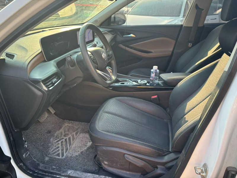 宁波22年别克威朗3