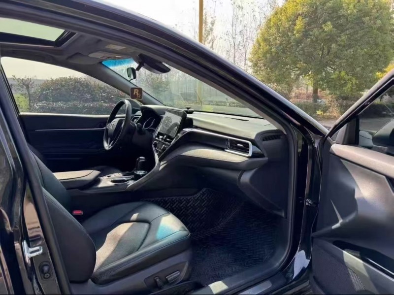 盐城22年丰田凯美瑞7