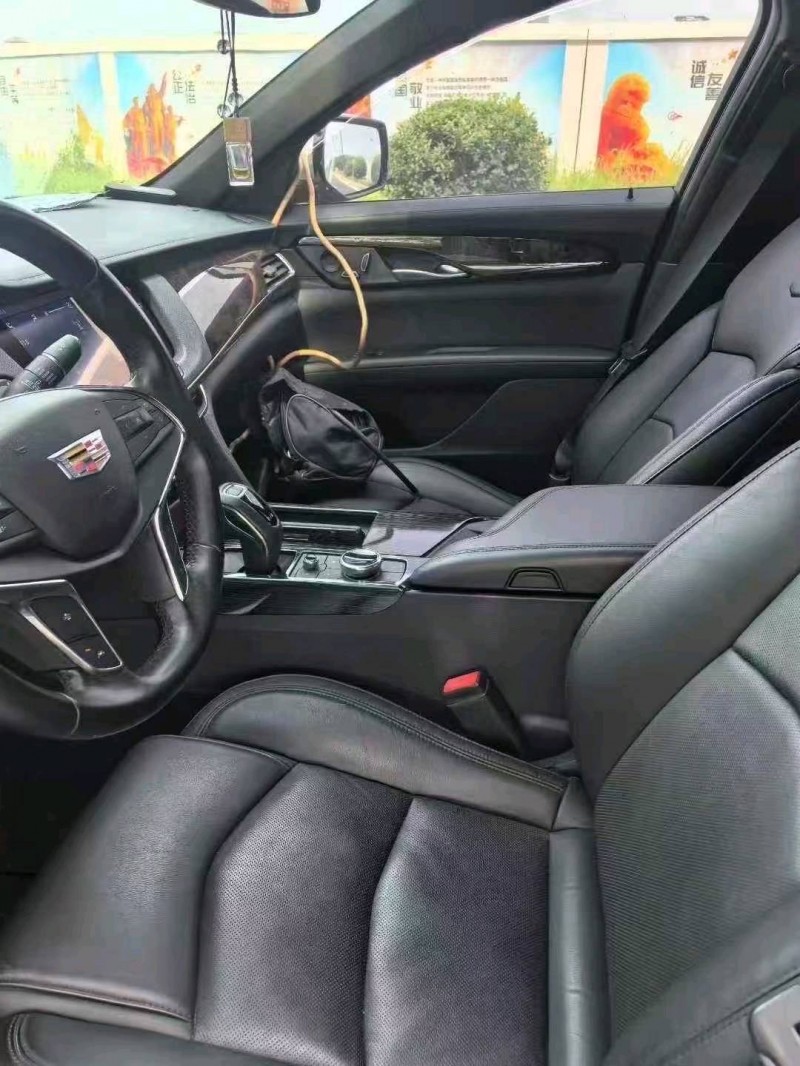 台州19年凯迪拉克CT67