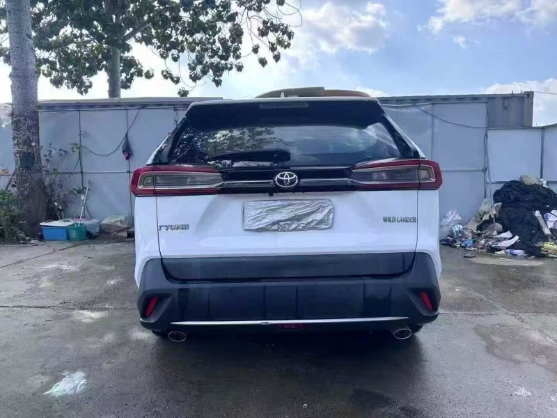 青岛21年丰田威兰达8