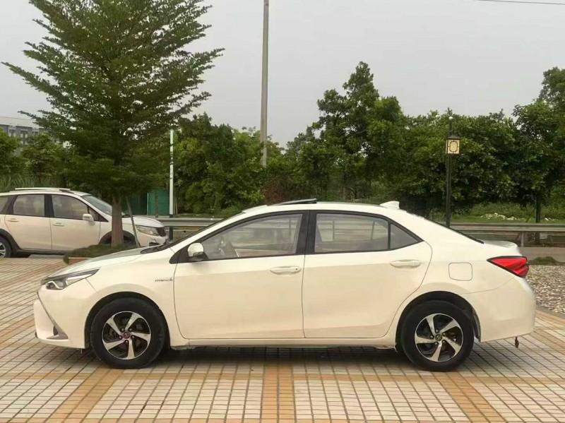 汕头18年丰田雷凌3