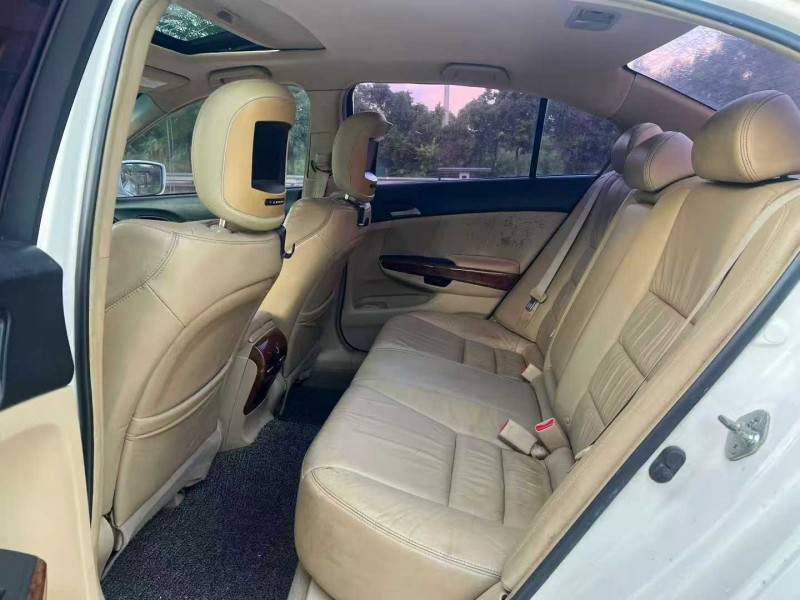 汕头12年本田雅阁6