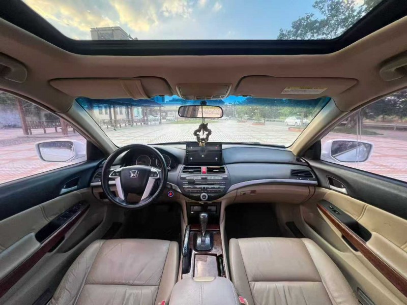 汕头12年本田雅阁7