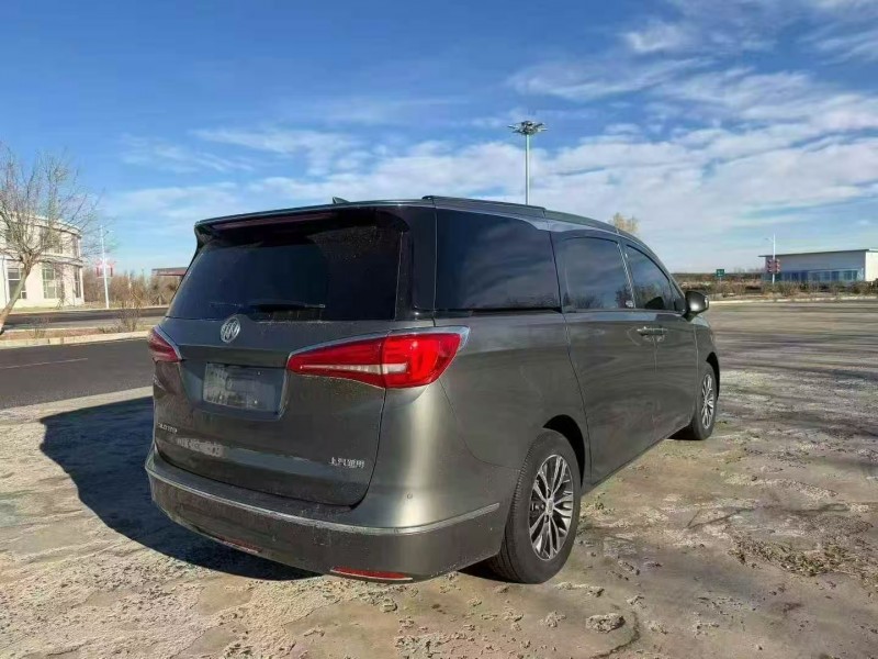 枣庄19年别克GL84