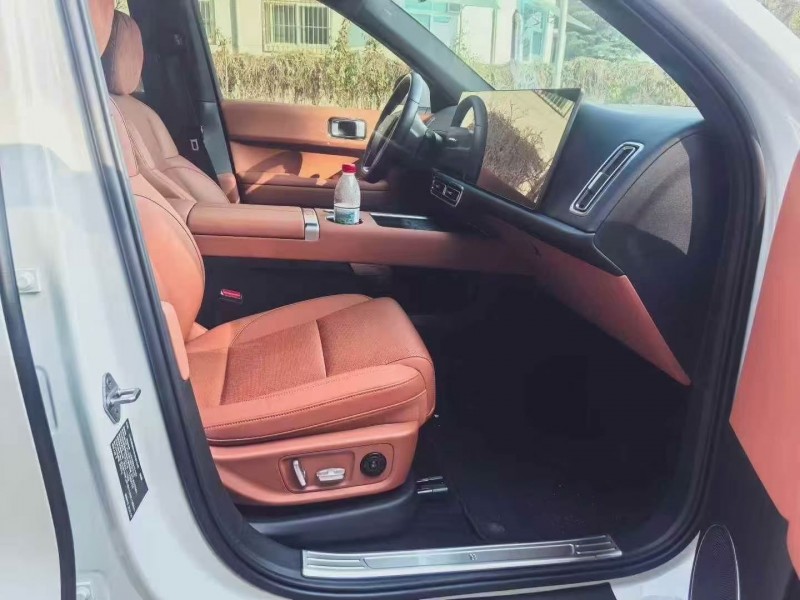 淄博24年理想L67