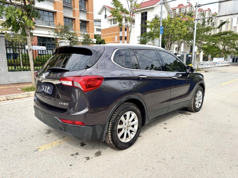 南宁18年别克昂科威9