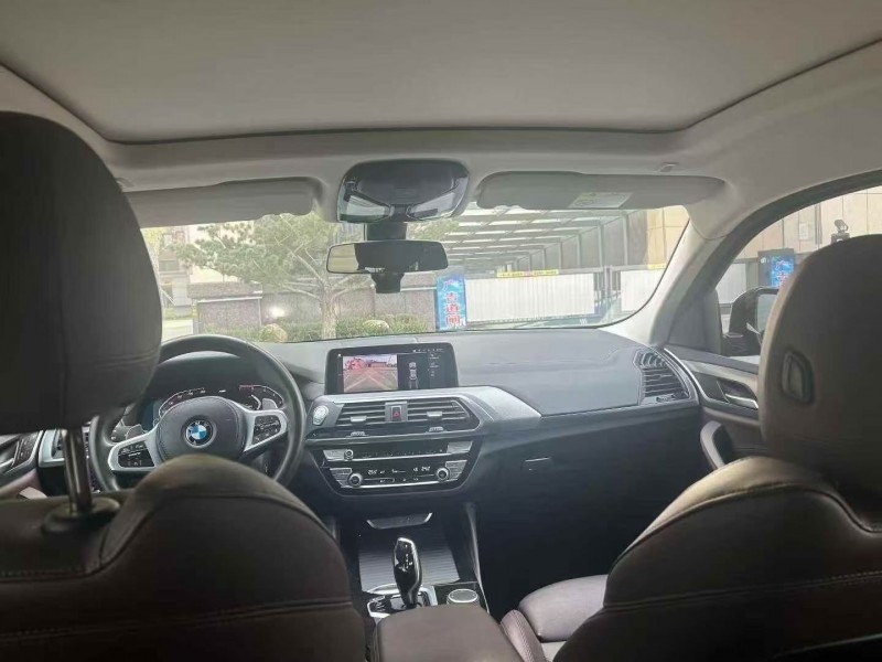 承德21年宝马X45