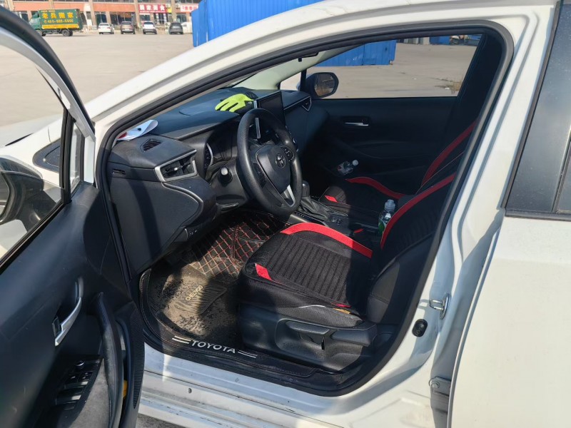 青岛22年丰田卡罗拉7