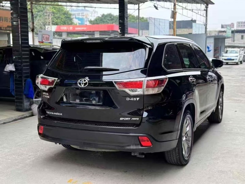 洛阳16年丰田汉兰达7