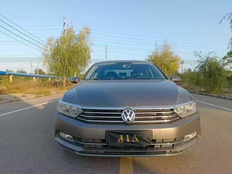 枣庄17年大众迈腾1