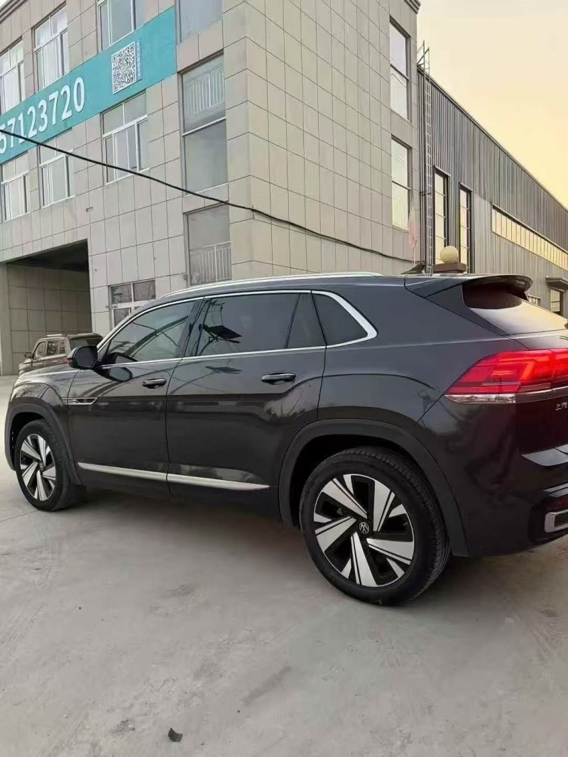 东营21年大众途昂7