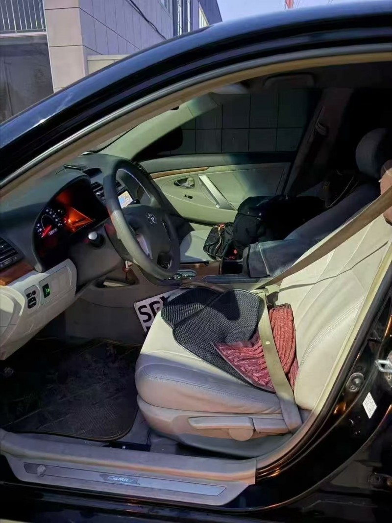 淄博13年丰田凯美瑞6