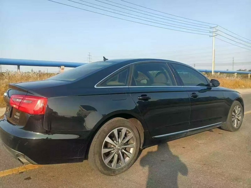 青岛12年奥迪A6L7