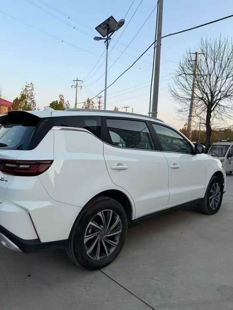 淄博23年吉利远景8