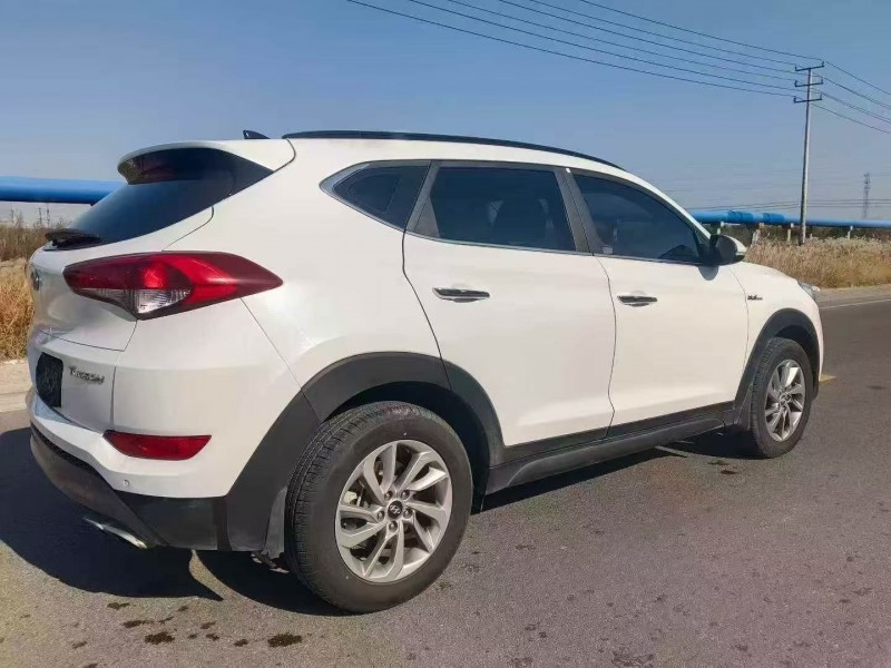 枣庄16年现代途胜5