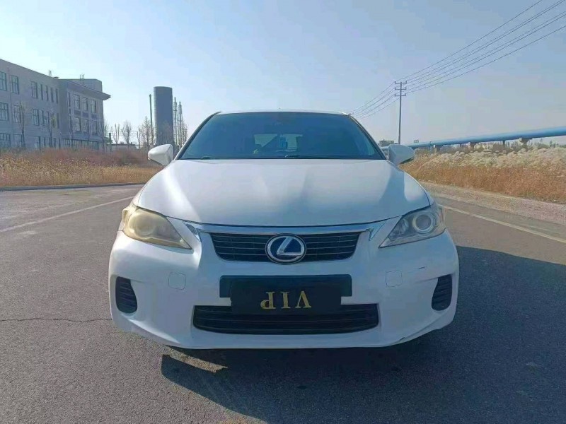 淄博13年雷克萨斯CT1