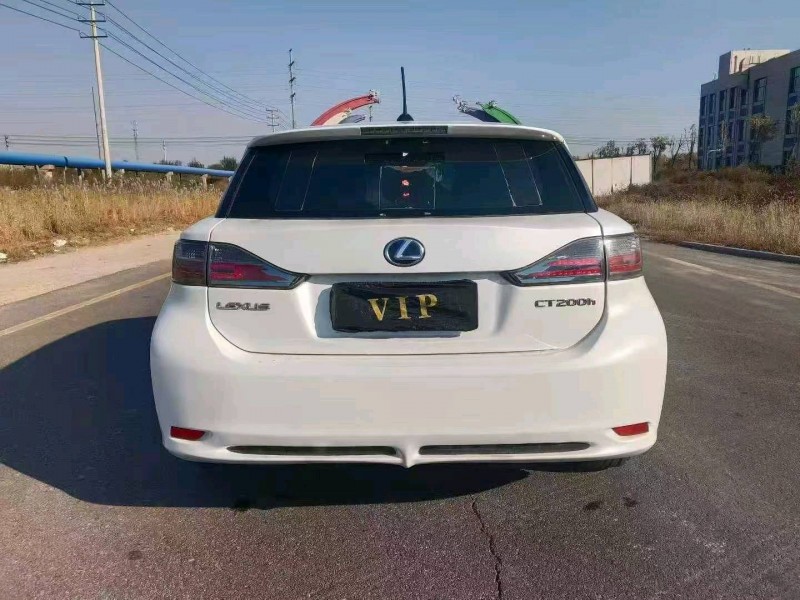 淄博13年雷克萨斯CT7