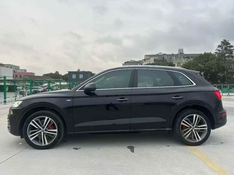 宁波20年奥迪Q56