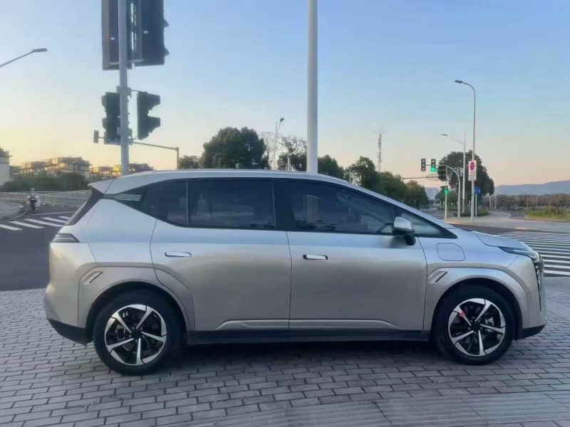 枣庄25年传祺埃安Y3