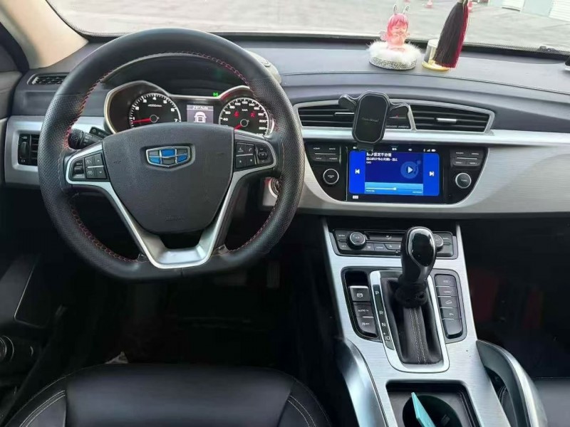 枣庄17年吉利博越3