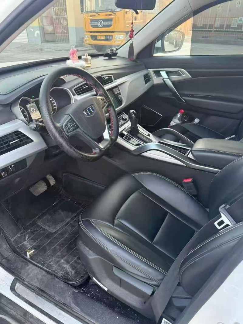 枣庄17年吉利博越7